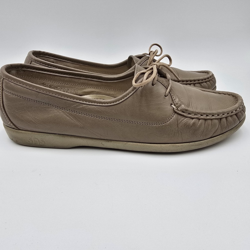 SAS Genuine Leather Siesta Walking Shoes Women's Comfort Loafers Measures As A 9